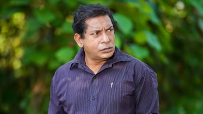 মোশাররফ করিমের কাছ থেকে অভিনয় শেখার সুযোগ