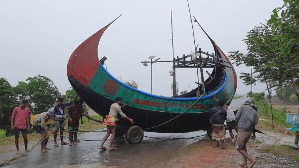 ‘মোখা’ এখন গভীর নিম্নচাপ