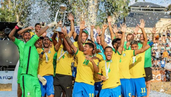 আর্জেন্টিনাকে ১৩ গোল দিয়ে ‘কোপার’ শিরোপা জিতল ব্রাজিল