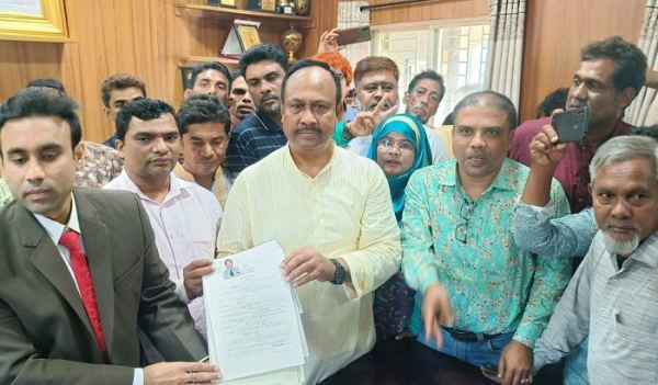 কিশোরগঞ্জ-৩ আসনে মনোনয়ন ফরম জমা দিলেন জাপা মহাসচিব