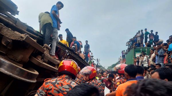 সিগন্যাল না মানায় ভৈরবের ট্রেন দুর্ঘটনা : রেলওয়ে
