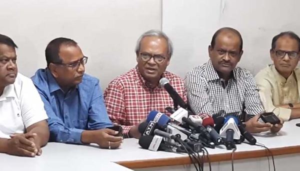 নতুন করে পুরনো নাটক শুরু করেছে সরকার : রিজভী
