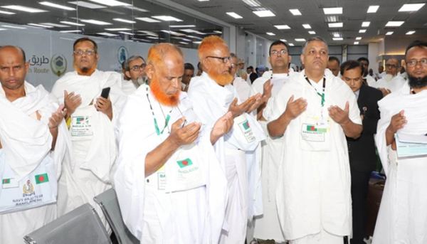 সৌদি পৌঁছেছেন ৩৮ হাজার হজযাত্রী