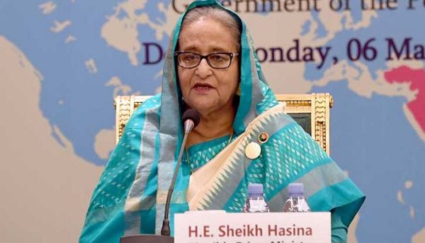 বাণিজ্য বাড়াতে কূটনীতিকদের আরও সক্রিয় হওয়ার নির্দেশ প্রধানমন্ত্রীর