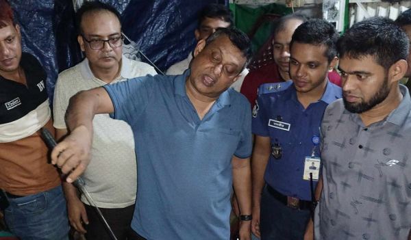 কিশোরগঞ্জে ছাত্রদল নেতার বাসায় অস্ত্রের কারখানা
