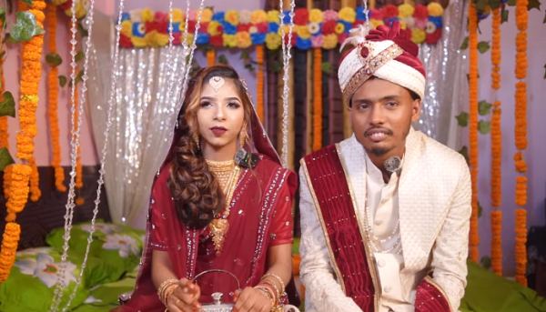 প্রেমের টানে মালয়েশিয়ান তরুণী কিশোরগঞ্জে