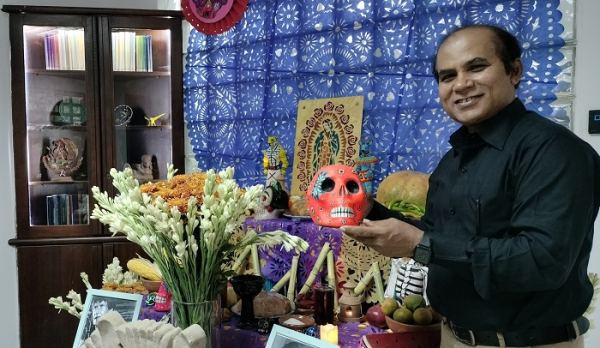 ভিন্ন সংস্কৃতি 'দিয়া দ্য লস মুয়ের্তোস' বা মৃতদের দিবস