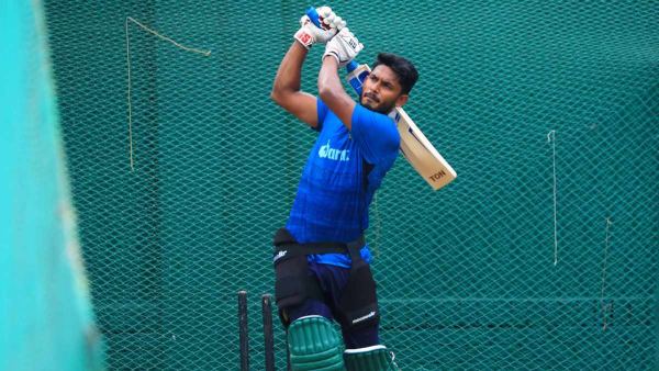 অভিষেকের অপেক্ষায় তামিম