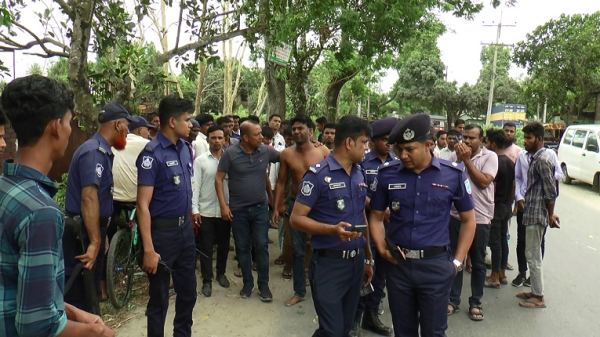 নরসিংদীতে ‘চোর’ সন্দেহে কিশোরকে পিটিয়ে হত্যা