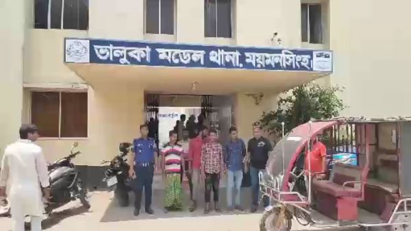 ভালুকায় চুরি হওয়া অটোরিকশাসহ চক্রের ৪ সদস্য আটক