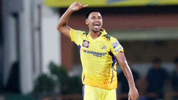 আইপিএলে ফিরেই দুর্দান্ত বোলিং মোস্তাফিজের