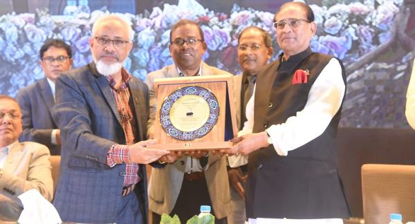 প্রযুক্তি ব্যবহারের মাধ্যমে কৃষি ক্ষেত্রে উৎপাদনশীলতা বাড়াতে হবে : প্রাণিসম্পদ মন্ত্রী