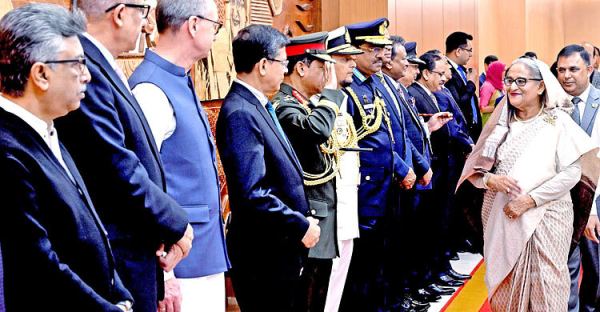 মিউনিখের উদ্দেশ্যে ঢাকা ছাড়লেন প্রধানমন্ত্রী