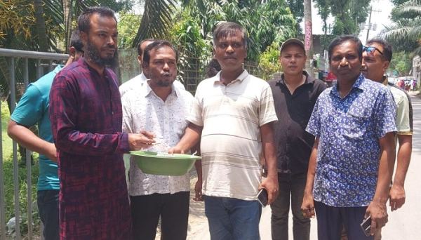 করিমগঞ্জে উপজেলা সাধারন পাঠাগার সচল করতে গণভিক্ষা কর্মসূচি
