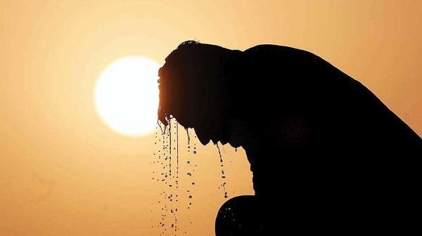 সারাদেশে হিট স্ট্রোকে ৬ জনের মৃত্যু