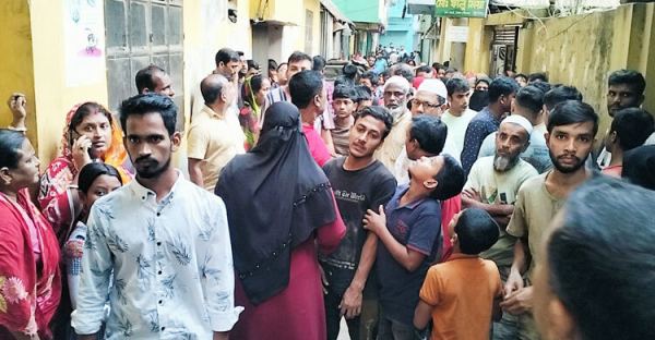 ভৈরবে দুই সন্তানসহ দম্পতির মরদেহ উদ্ধারের ঘটনায় মামলা