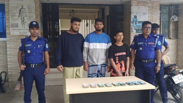 ভৈরবে পৌর ছাত্রলীগের সাংস্কৃতিক সম্পাদক সাব্বিরসহ ৪ ছিনতাইকারী গ্রেফতার