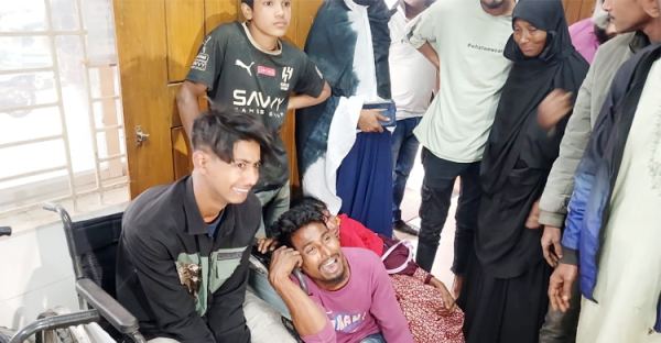 নোয়াখালীতে বিদ্যুৎস্পৃষ্টে ৩ নির্মাণশ্রমিক নিহত