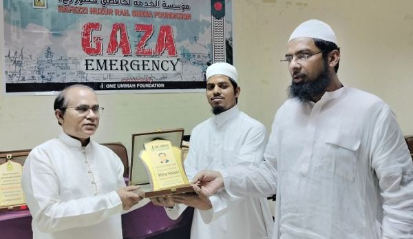 প্রবাসে সাংবাদিকতায় বিশেষ সন্মাননা পেলেন আফছার হোসাইন
