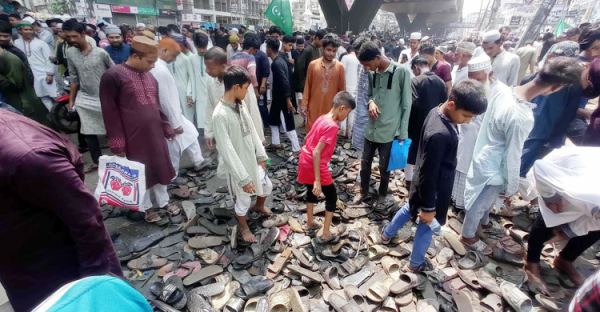 চট্টগ্রামে জশনে জুলুসে পদদলিত হয়ে ২ জনের মৃত্যু