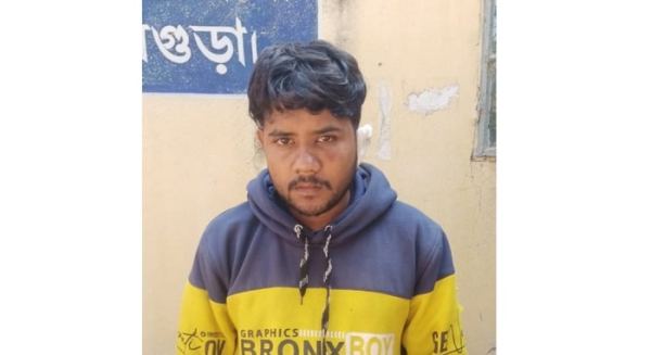 আদমদীঘিতে বৈদ্যুতিক মিটার চুরি করতে গিয়ে ধরা