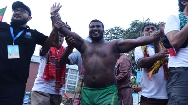 জব্বারের বলীখেলা: বাঘা শরীফ আবারও চ্যাম্পিয়ন