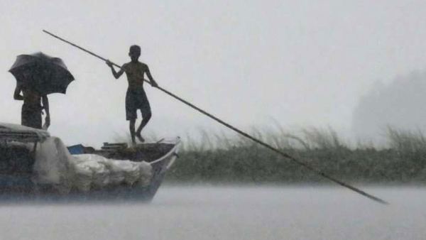 ঢাকাসহ ৭ অঞ্চলে মধ্যরাতের মধ্যে ঝড়ের আভাস
