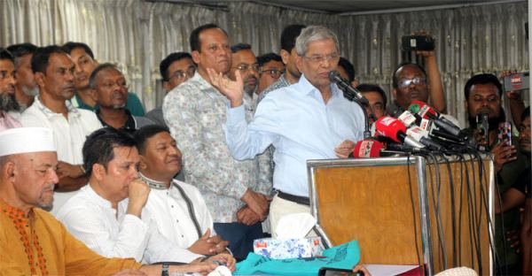 অস্থিরতা কাটাতে রাজনৈতিক ঐক্য দরকার : মির্জা ফখরুল