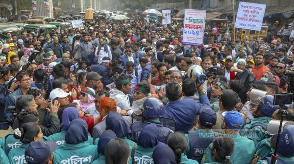 ফের কর্মবিরতিতে যাওয়ার ঘোষণা প্রাথমিক শিক্ষকদের