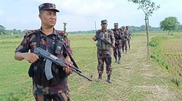 মধ্যরাতে বিএসএফের ৭৫০ জনকে পুশ-ইনের চেষ্টা, রুখে দিল বিজিবি-জনতা