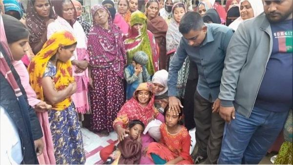 বরগুনায় পুরাকাটা ফেরিঘাটে ছুরিকাঘাতে খেয়ার মাঝি নিহত,স্বজনদের আহাজারি