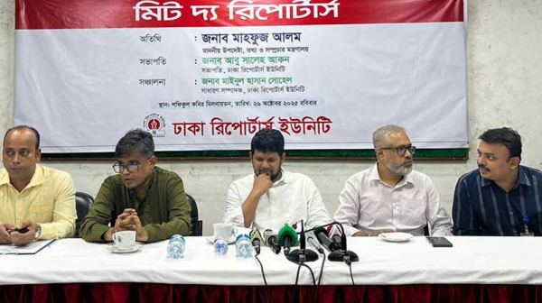উপদেষ্টা পরিষদের সভা নভেম্বরেই শেষ: তথ্য উপদেষ্টা
