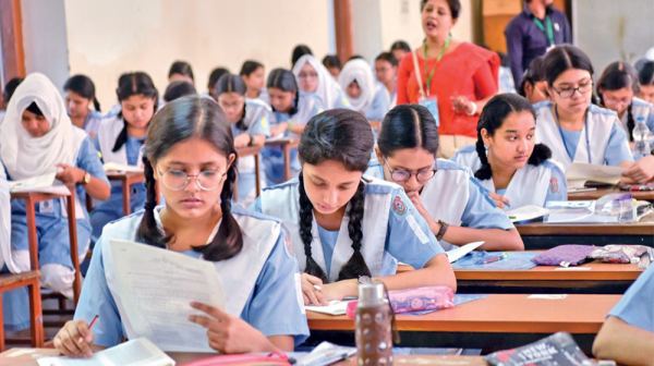অষ্টম শ্রেণির বৃত্তি পরীক্ষা শুরু ২১ ডিসেম্বর
