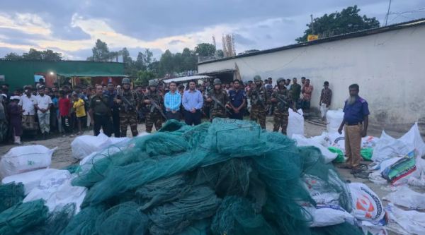 বাজিতপুরে ৬০ লাখ টাকার অবৈধ জাল পুড়িয়ে ধ্বংস