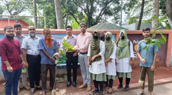 এইচটিআই এর উদ্যোগে বৃক্ষরোপণ কর্মসূচি পালন