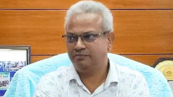 অবশেষে সরানো হচ্ছে কুয়েটের উপাচার্যকে