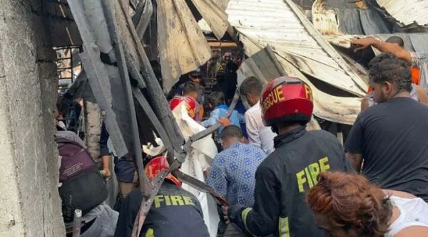 কেরাণীগঞ্জে লাইটার কারখানায় আগুন: পাঁচজনের মরদেহ উদ্ধার