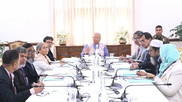 গভীর সমুদ্রে গবেষণা ও সমস্যা চিহ্নিত করতে প্রধান উপদেষ্টার গুরুত্বারোপ