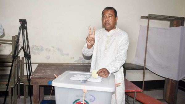 বগুড়া-৬ আসনে জয়ী ধানের শীষের বাদশা