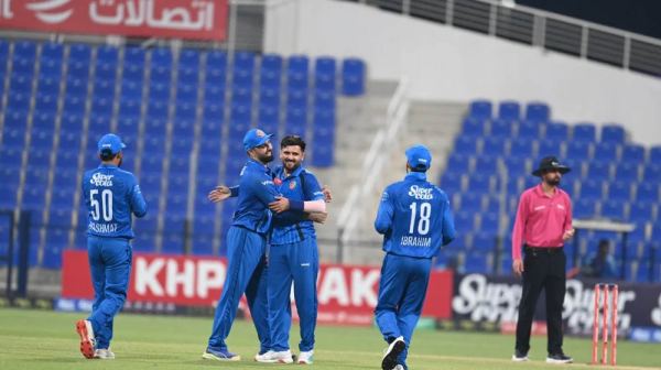 বাংলাদেশকে ১৬০ রানে গুটিয়ে ফাইনালের পথে আফগানিস্তান
