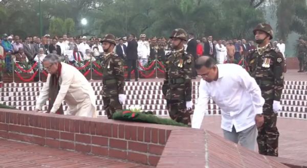 স্বাধীনতা দিবসে জাতীয় স্মৃতিসৌধে রাষ্ট্রপতি ও প্রধানমন্ত্রীর শ্রদ্ধা