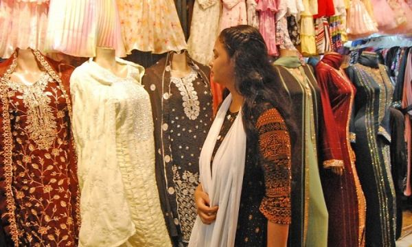 সন্ধ্যা ৭টার মধ্যে দোকান-মার্কেট ও শপিংমল বন্ধের নির্দেশনা