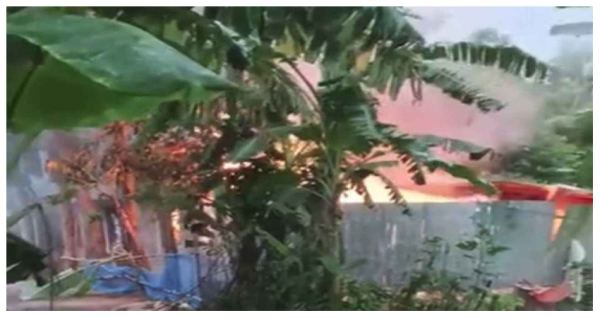 পাবনায় কিশোরীকে ধষর্ণ-হত্যার জেরে আসামিদের বাড়িতে আগুন, দগ্ধ হয়ে নিহত ৩