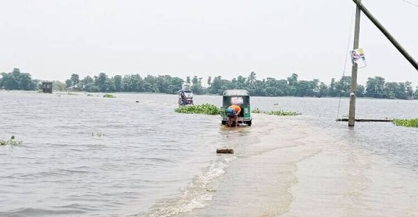 ৩ জেলার নদী সংলগ্ন নিম্নাঞ্চল প্লাবিত হওয়ার আভাস