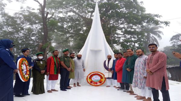 আমতলীতে যথাযোগ্য মর্যাদায় মহান স্বাধীনতা ও জাতীয় দিবস পালন