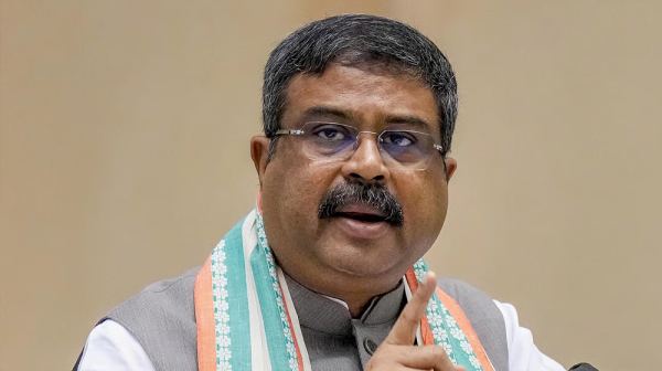 অবশেষে ইস্তফা দিলেন ভারতের শিক্ষামন্ত্রী ধর্মেন্দ্র প্রধান