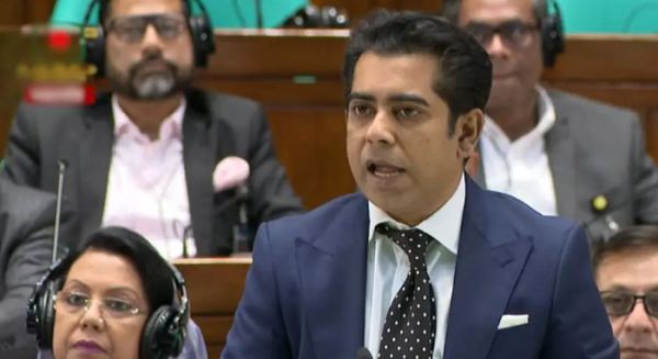 ‘আপনারা জেন-জি রিপ্রেজেন্ট করেন, জামায়াত জেনারেশন হয়েন না’