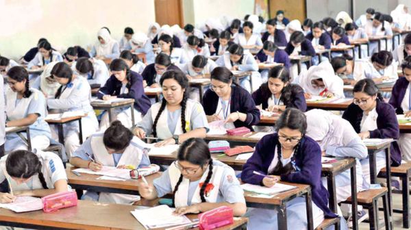 এসএসসি পরীক্ষা: গণিতে বহিষ্কার ১৪, অনুপস্থিত ১৮৬৫২ জন