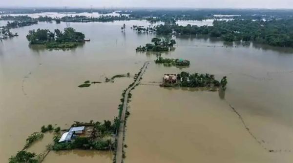 ৭ জেলায় বন্যা : নিহত ৫৪, ক্ষতিগ্রস্ত ৬ লাখের বেশি মানুষ