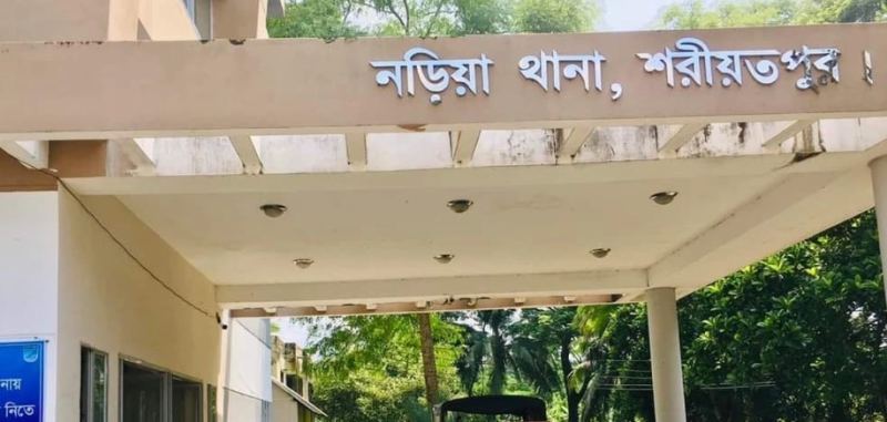 মাদকসহ পুলিশের হাতে আটক আসামি ছিনিয়ে নিল গ্রামবাসী